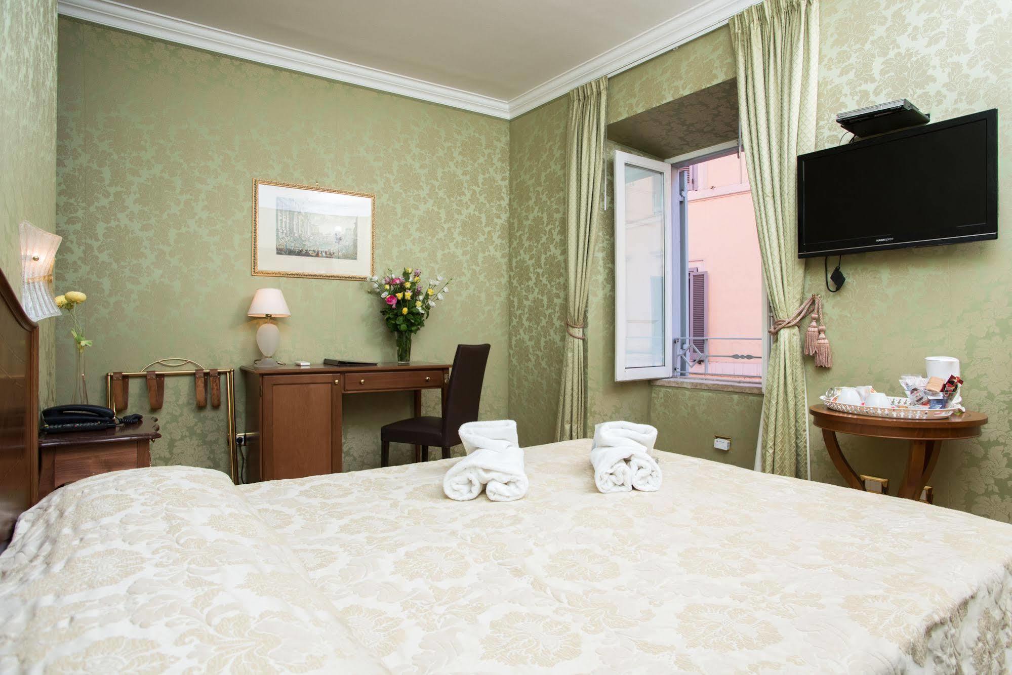 Bq House Trevi Luxury Rooms Рим Экстерьер фото