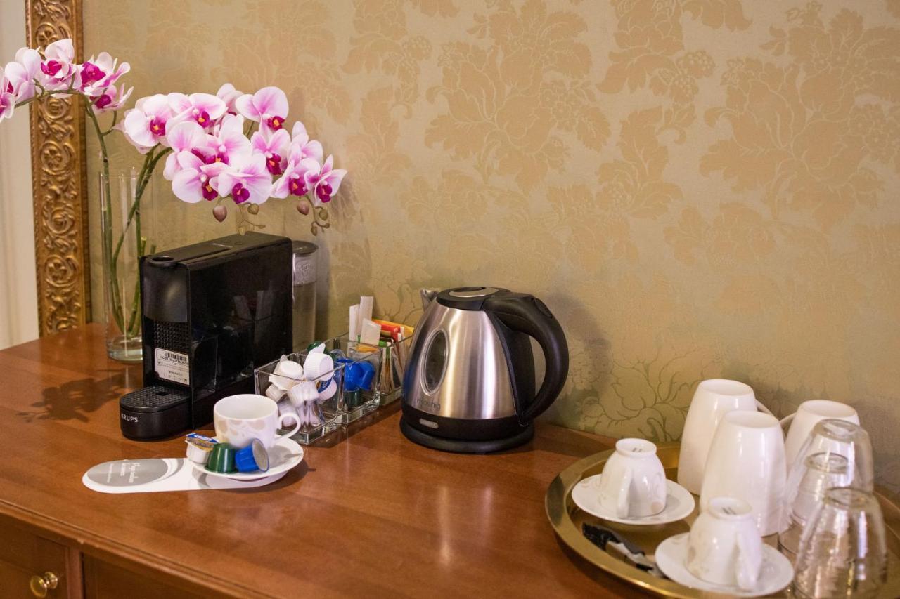 Bq House Trevi Luxury Rooms Рим Экстерьер фото